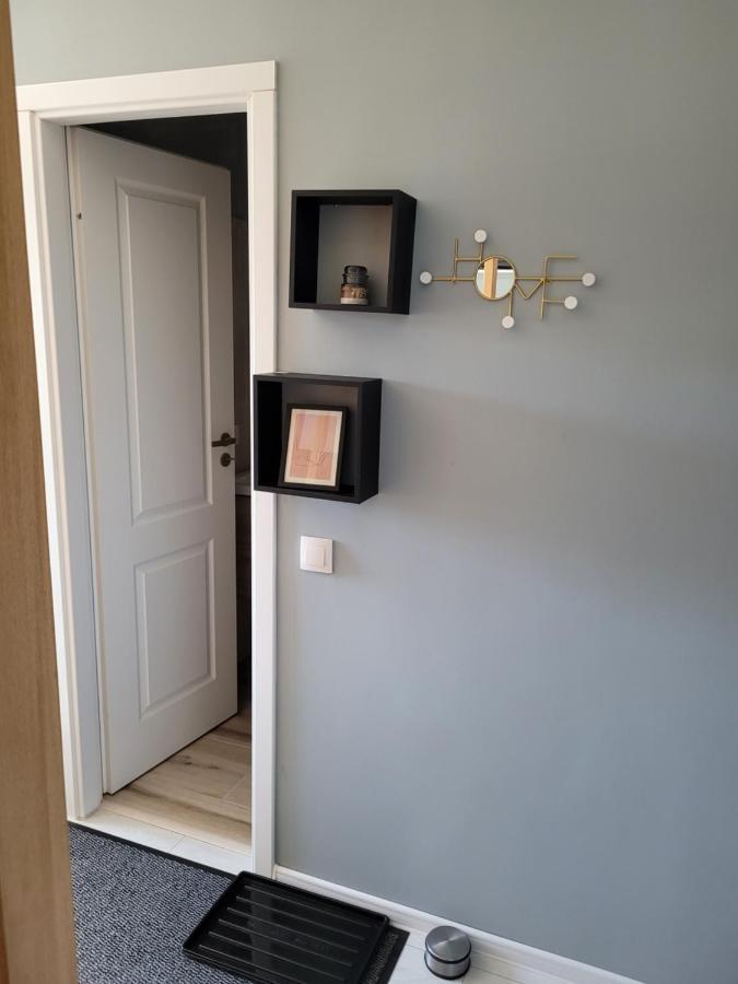 Studio Home Onesti Exterior foto